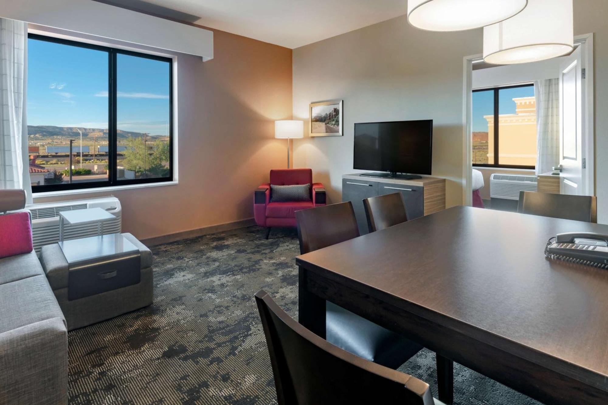 Towneplace By Marriott Suites Gallup Exterior photo