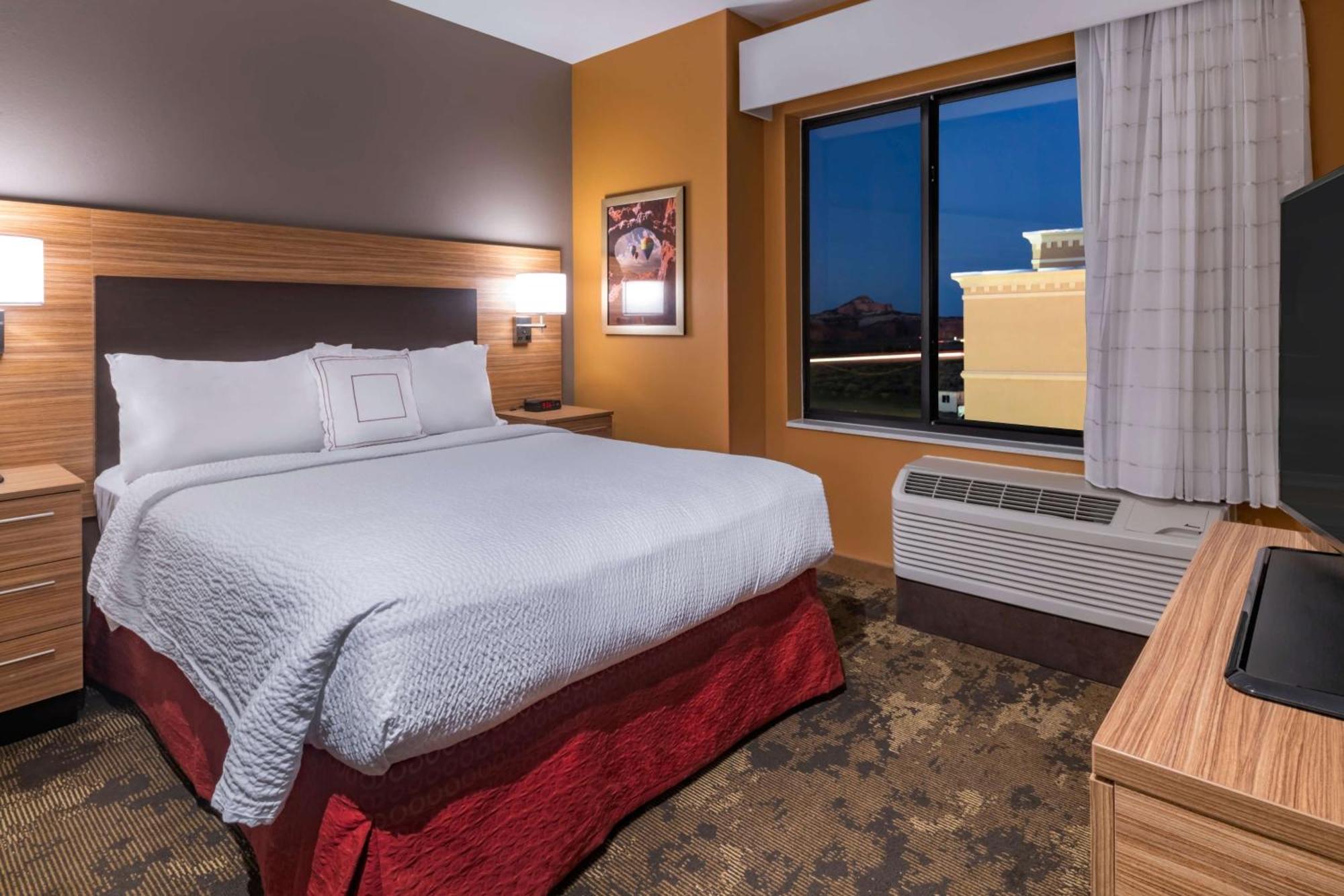 Towneplace By Marriott Suites Gallup Exterior photo